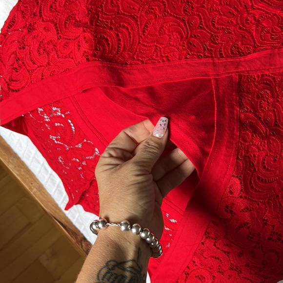 VENUS red lace dress NWOT sz14 - Picture 2 of 6
